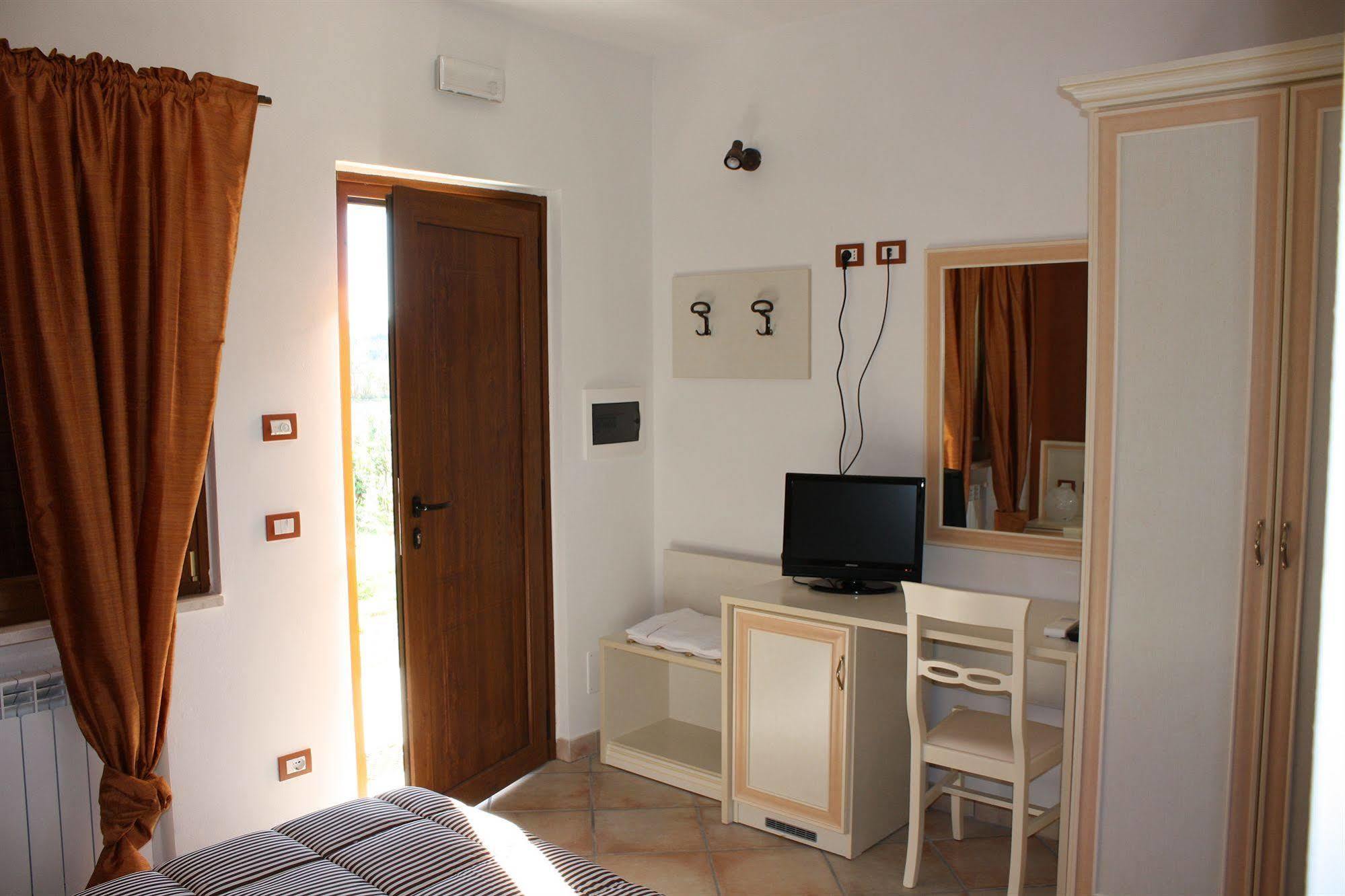 Complesso Il Gorello Manciano Exterior photo